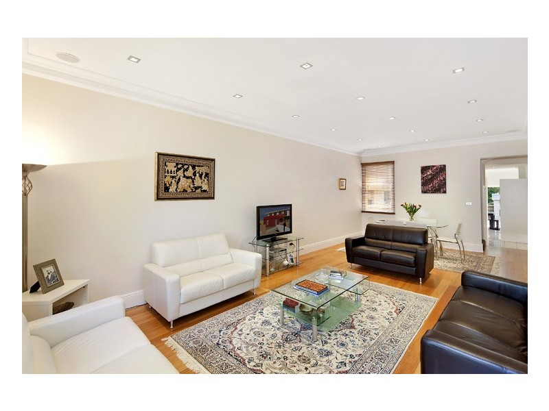 75 Mill Hill Road, Bondi Junction NSW 2022