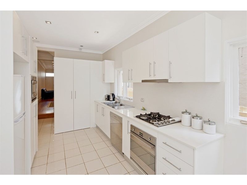 75 Mill Hill Road, Bondi Junction NSW 2022