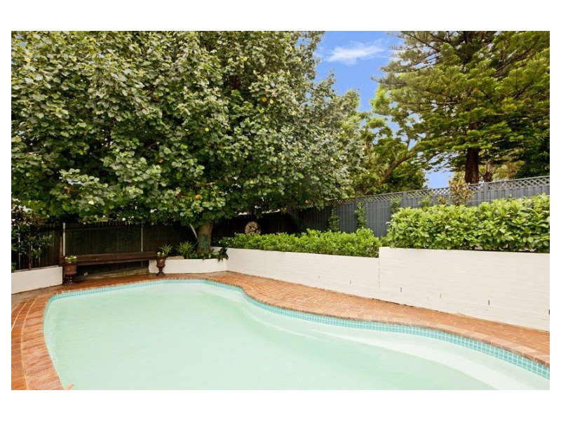 2 Inglethorpe Avenue, Kensington NSW 2033