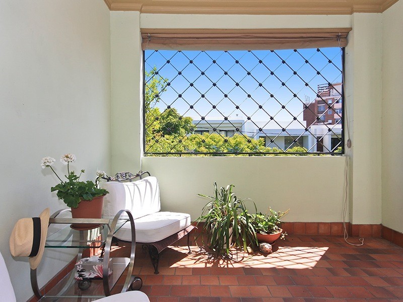 1/81 Holdsworth Street, Woollahra NSW 2025