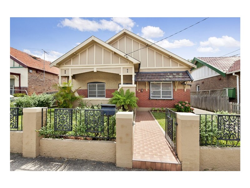 32 Day Avenue, Kensington NSW 2033