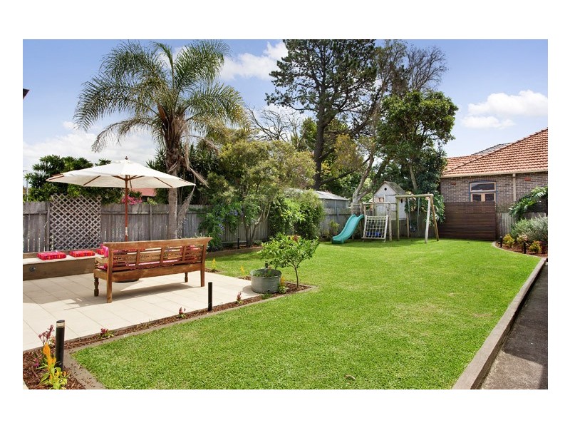 32 Day Avenue, Kensington NSW 2033