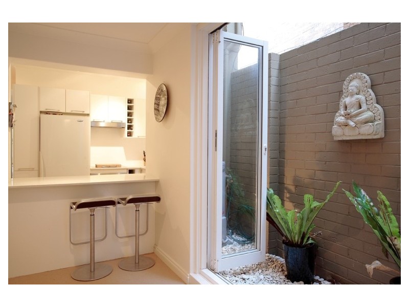 130 Ruthven Street, Bondi Junction NSW 2022