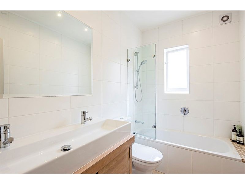 2/1 St Thomas Street, Bronte NSW 2024