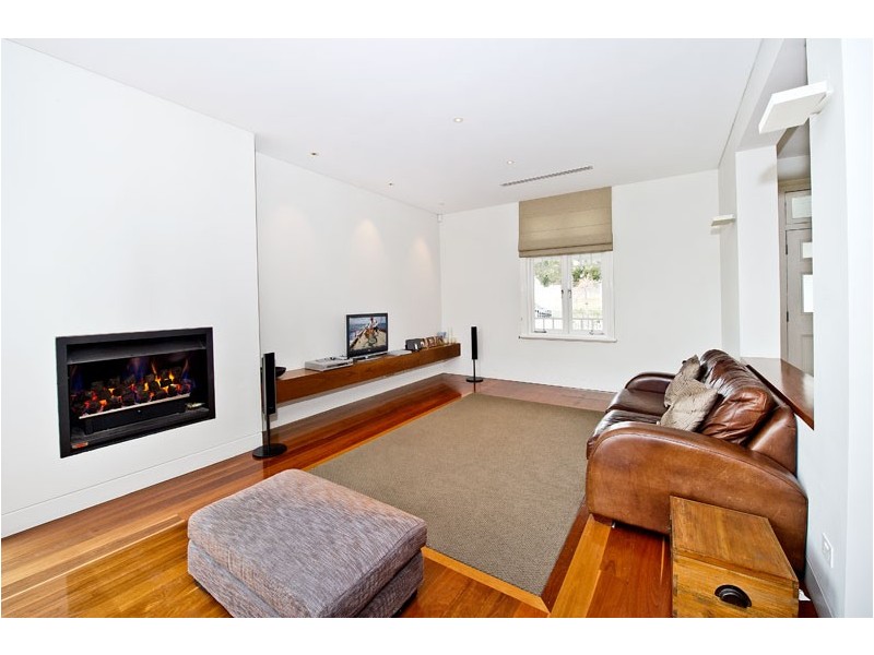 16 Queens Park Road, Queens Park NSW 2022