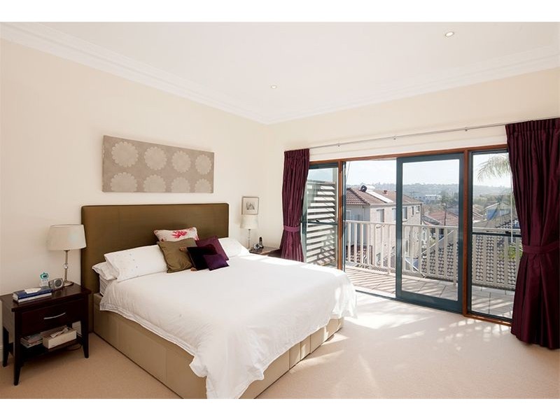 19 Midelton Avenue, North Bondi NSW 2026