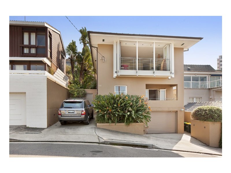 18 Ashley Street, Tamarama NSW 2026