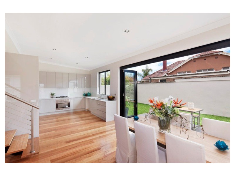 87 Beach Road, Bondi Beach NSW 2026