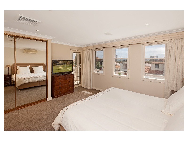 81 Brompton Road, Kensington NSW 2033