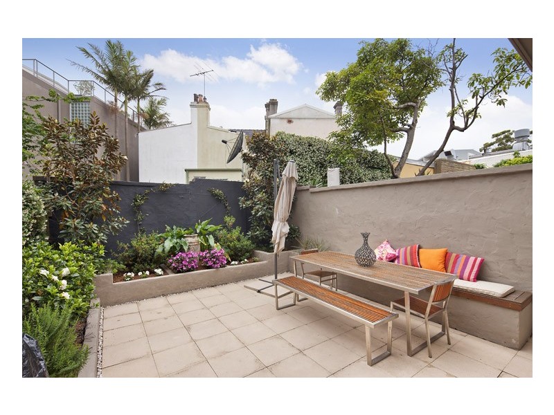 18 Victoria Street, Queens Park NSW 2022