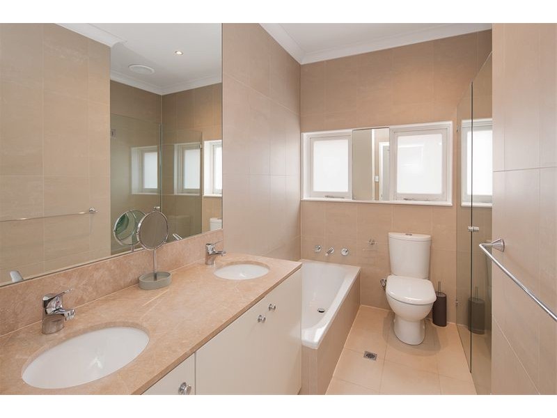 28 Narelle Street, North Bondi NSW 2026