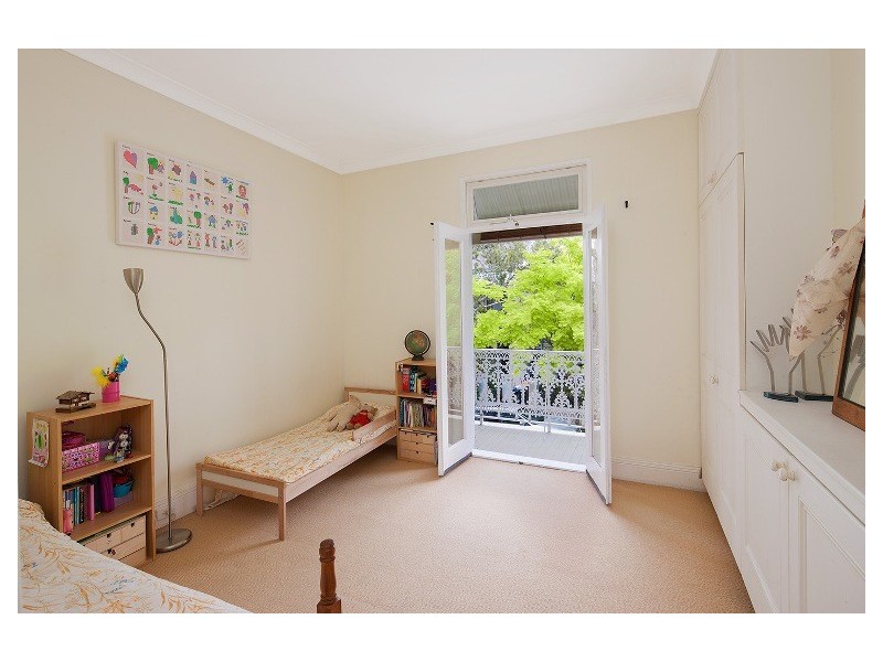 104 Mill Hill Road, Bondi Junction NSW 2022