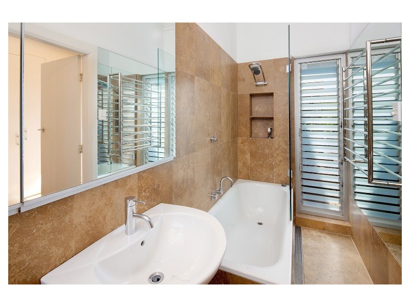 46 Mill Hill Road, Bondi Junction NSW 2022