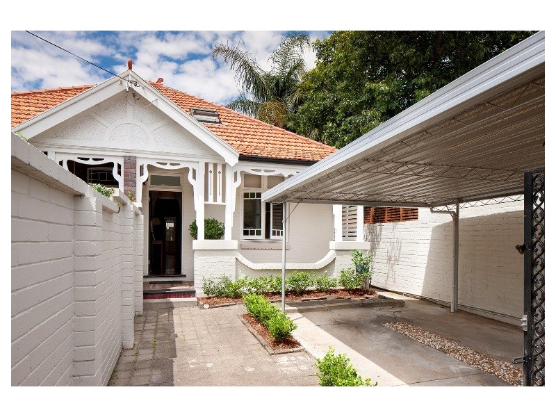 2 Lynch Avenue, Queens Park NSW 2022