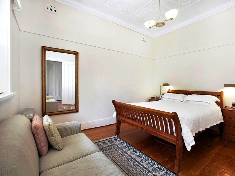 22 Darling Street (entry via 22 Turner St), Bronte NSW 2024