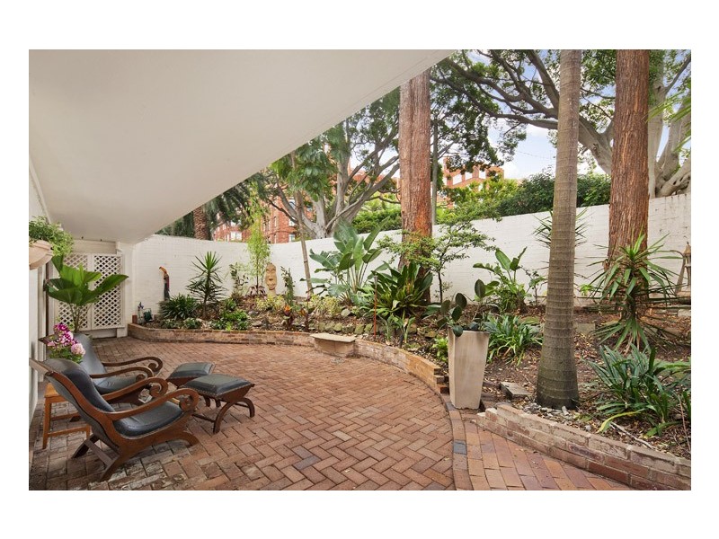 House 2 of 339 Edgecliff Road, Woollahra NSW 2025