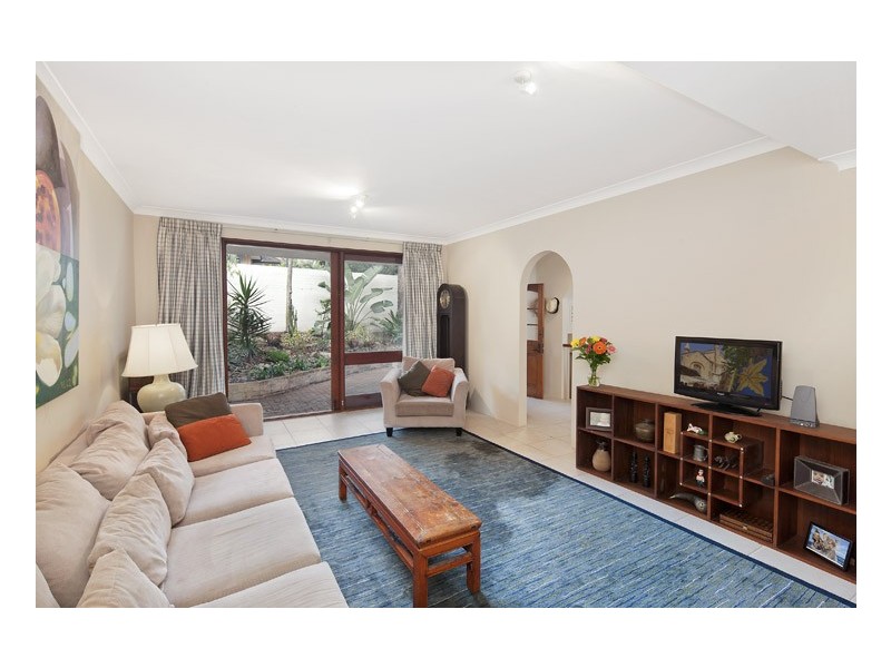 House 2 of 339 Edgecliff Road, Woollahra NSW 2025