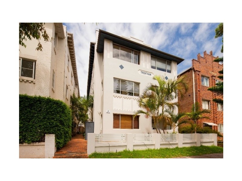 8/21  Blair Street, Bondi Beach NSW 2026