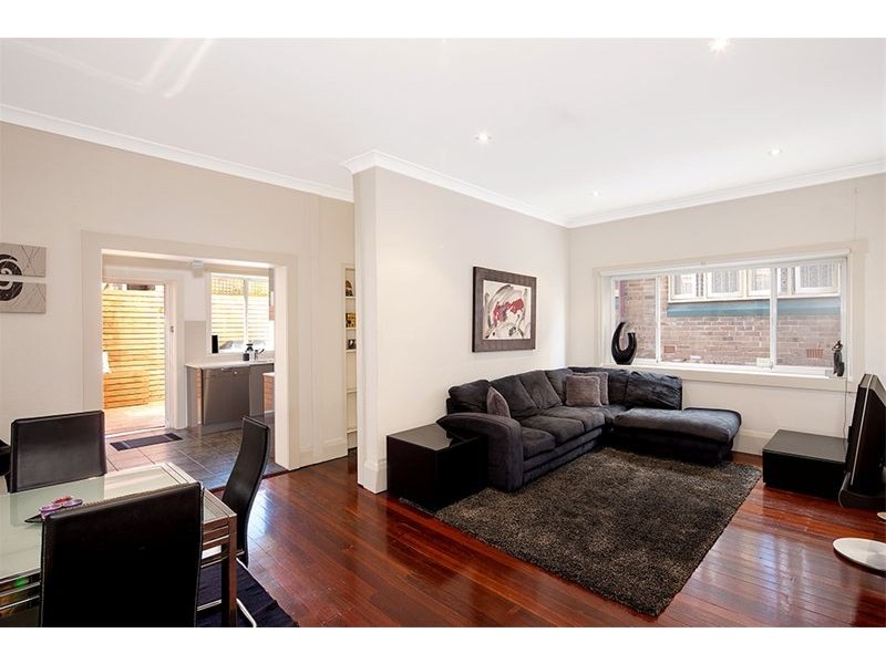 2/25  Beach Road, Bondi Beach NSW 2026