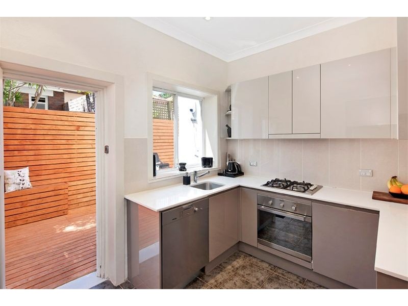 2/25  Beach Road, Bondi Beach NSW 2026