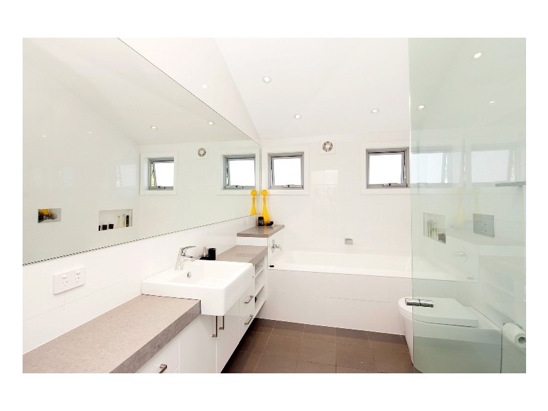 15 Rawson Avenue, Queens Park NSW 2022