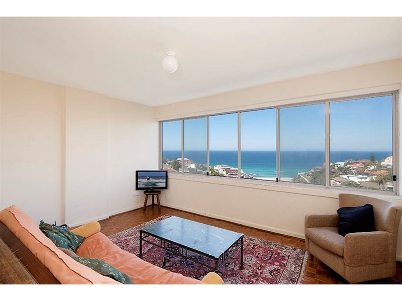 24/20 Illawong Avenue, Tamarama NSW 2026