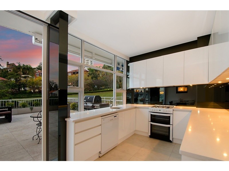 11/11 Yarranabbe Road, Darling Point NSW 2027