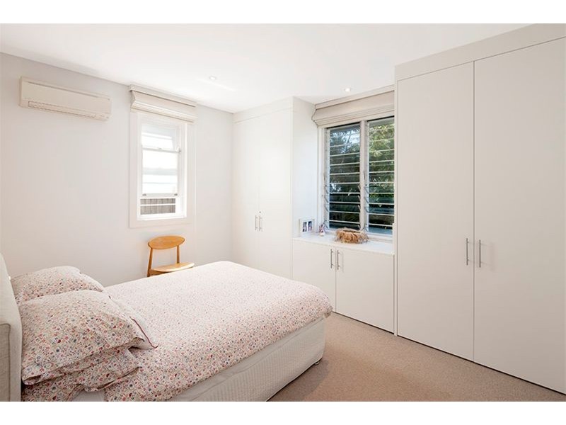 2 Ashley Street, Tamarama NSW 2026