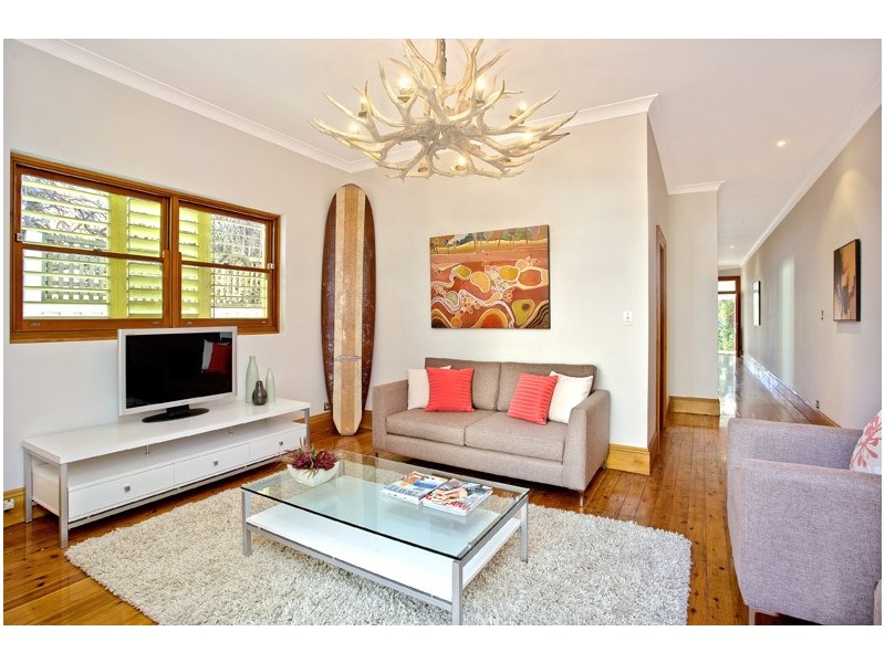 2  Rowland Avenue, Bondi Beach NSW 2026