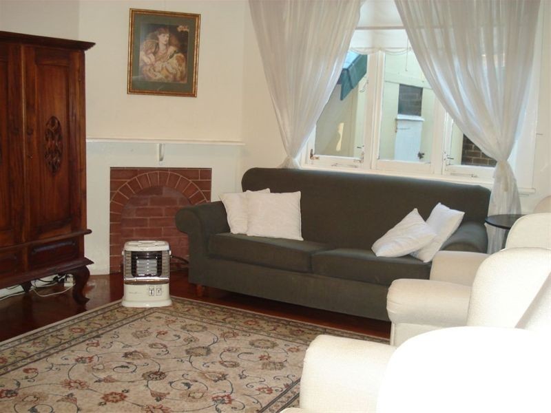 5 Farrelleys Avenue, Tamarama NSW 2026