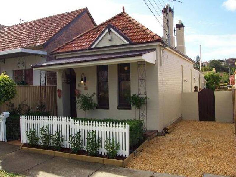 11 Kimpton Street, Banksia NSW 2216