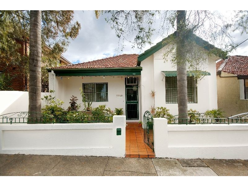 92  Windsor Road, Dulwich Hill NSW 2203