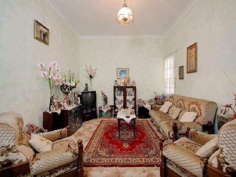 92  Windsor Road, Dulwich Hill NSW 2203