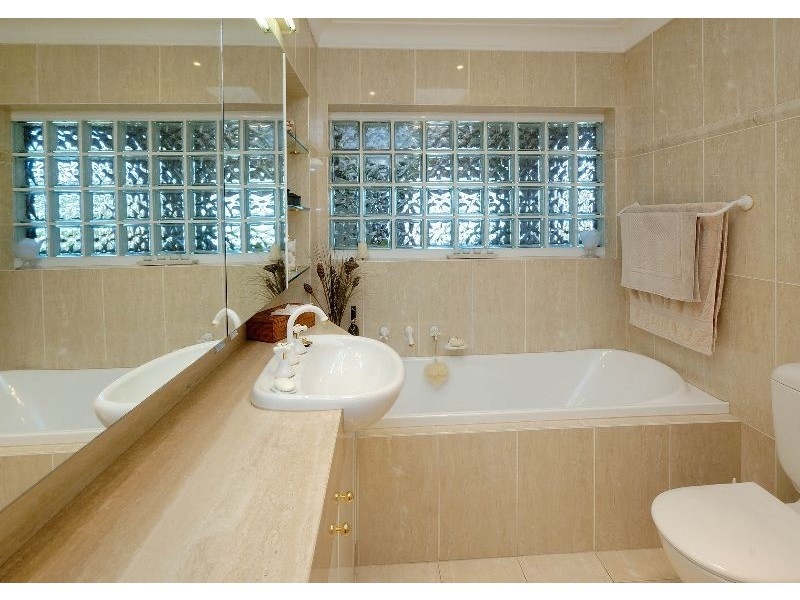 112-112A  Forest Road (Cnr of Mount St), Arncliffe NSW 2205