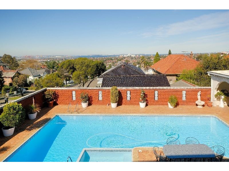 112-112A  Forest Road (Cnr of Mount St), Arncliffe NSW 2205