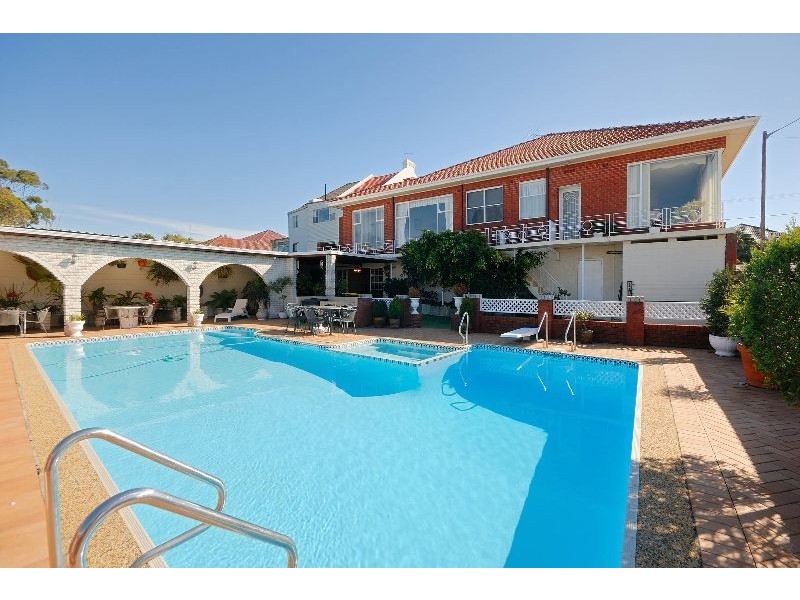 112-112A  Forest Road (Cnr of Mount St), Arncliffe NSW 2205