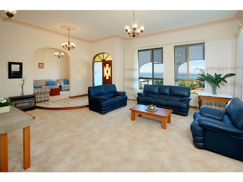 21  The Little Grand Parade, Brighton-le-sands NSW 2216