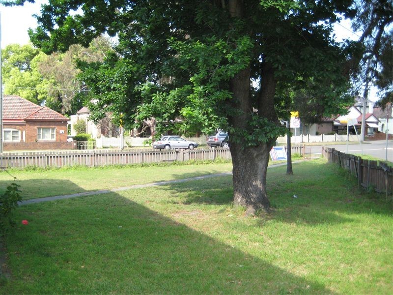 2  Dowling Street, Arncliffe NSW 2205