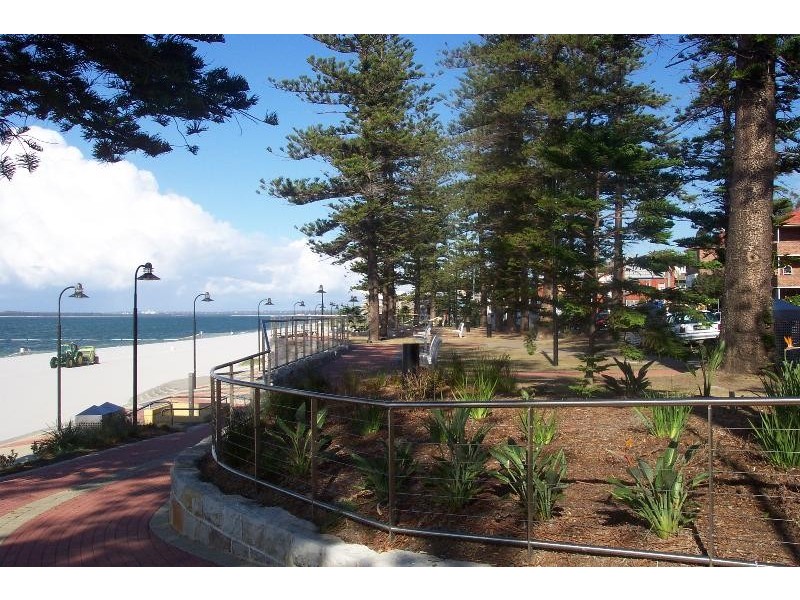 25  Kings Road, Brighton-le-sands NSW 2216