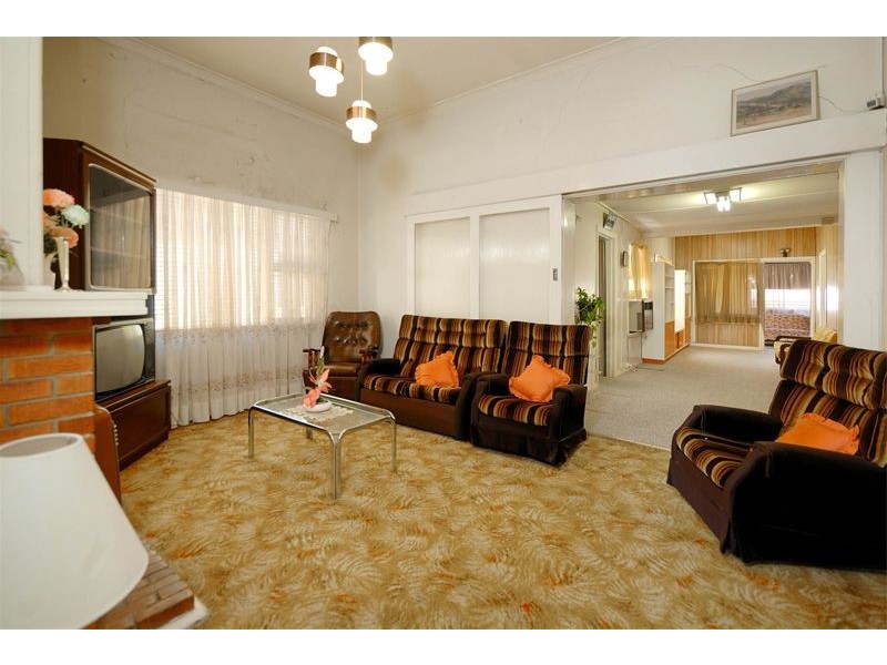 64  Wollongong Road, Arncliffe NSW 2205