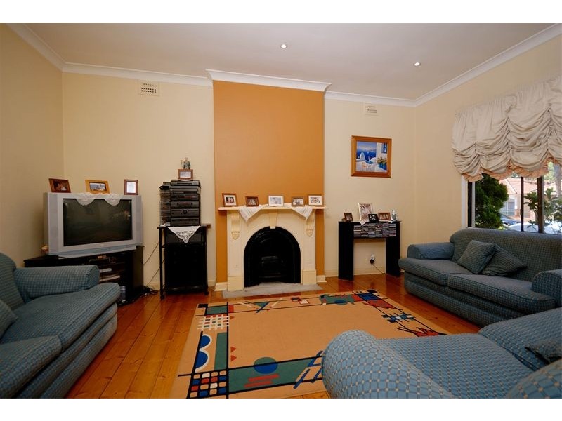 2  Walters Street, Arncliffe NSW 2205