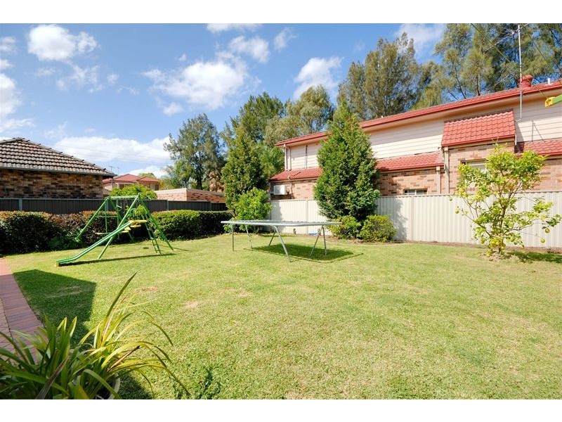 40  Oxford Avenue, Bankstown NSW 2200