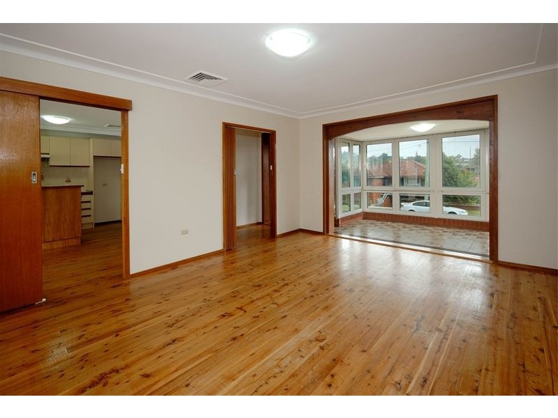 5  Chestnut Drive, Banksia NSW 2216