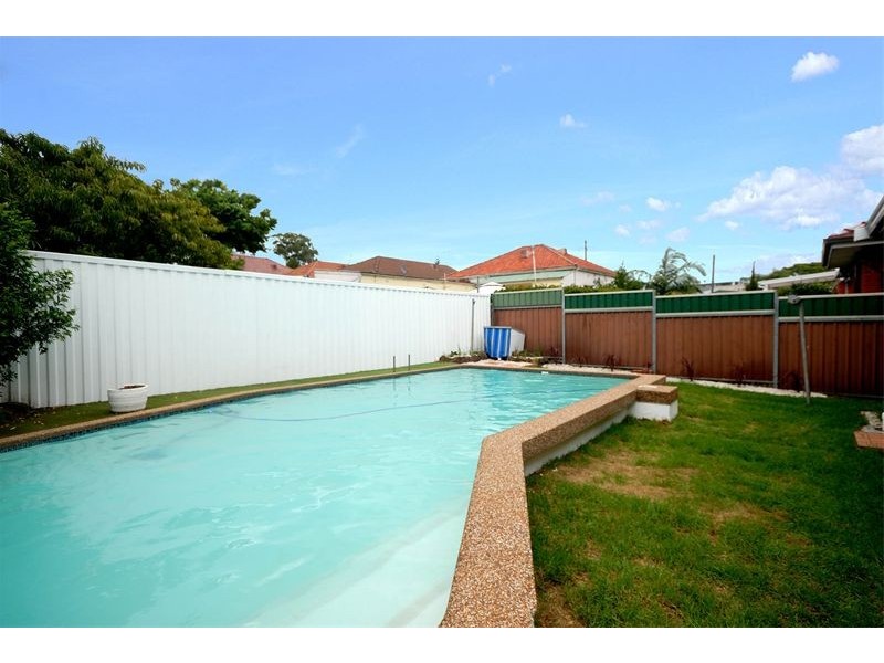 5  Chestnut Drive, Banksia NSW 2216