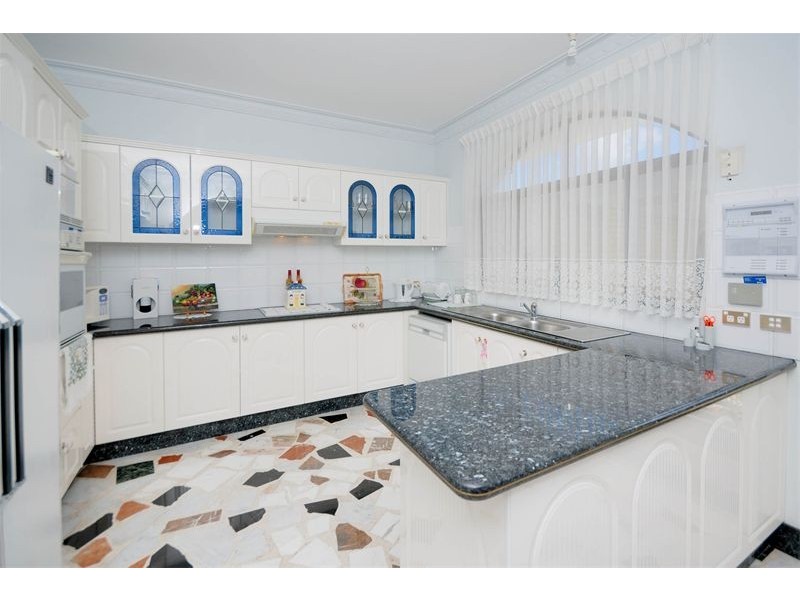 45  Lynwen Crescent, Banksia NSW 2216