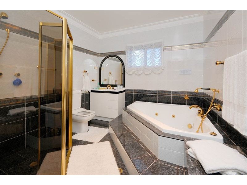 45  Lynwen Crescent, Banksia NSW 2216