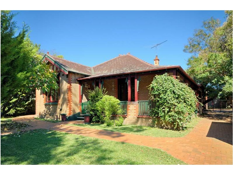 3  High Street, Carlton NSW 2218