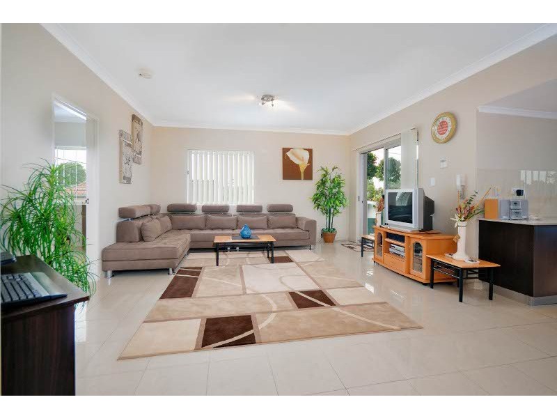 2/2-4  Parker Street, Rockdale NSW 2216