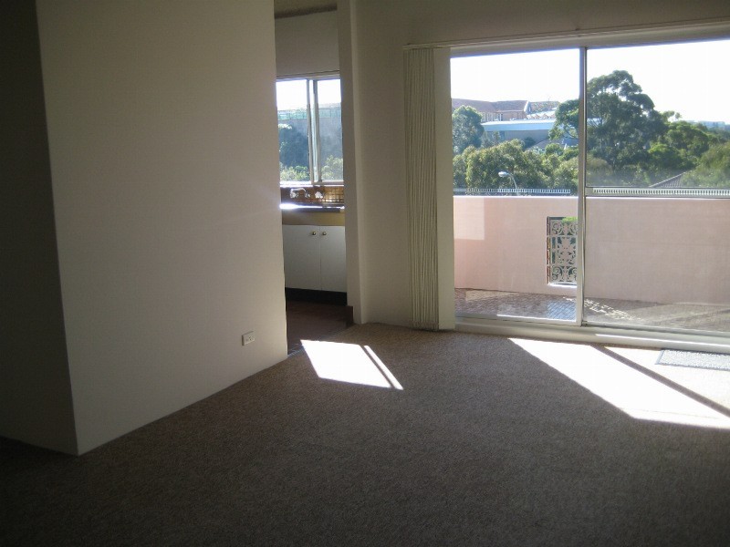 10/43  Queen Victoria Street, Kogarah NSW 2217