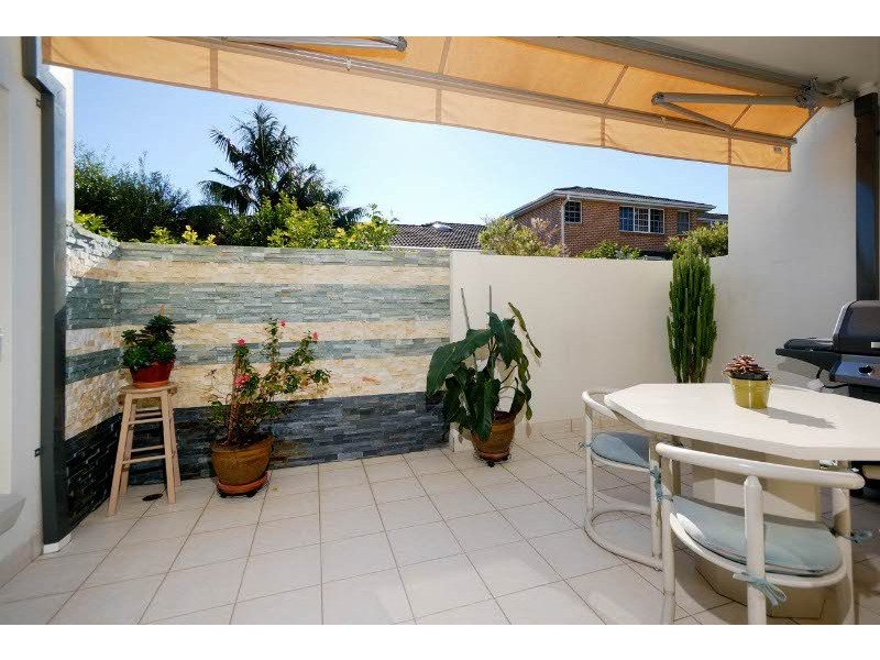 50  Chuter Avenue, Ramsgate NSW 2217